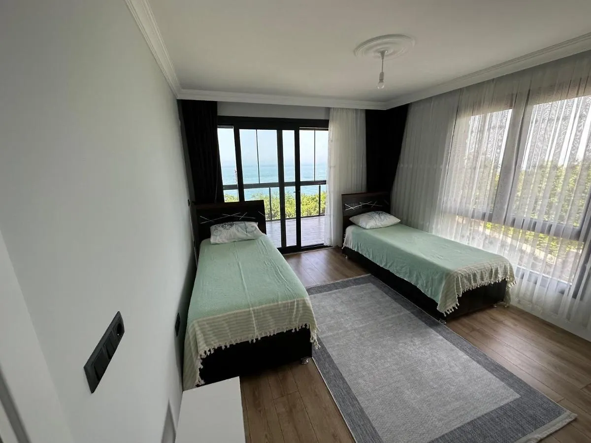 טראבזון Villa With Pool On The Beach