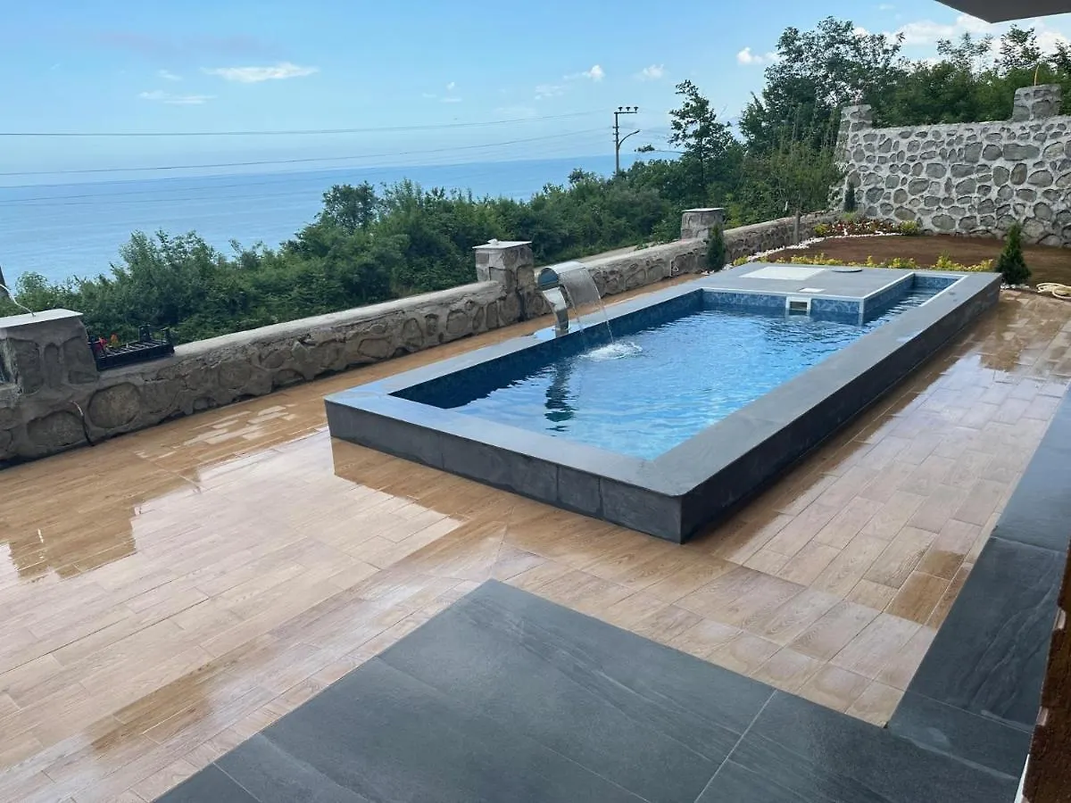 טראבזון Villa With Pool On The Beach טורקיה