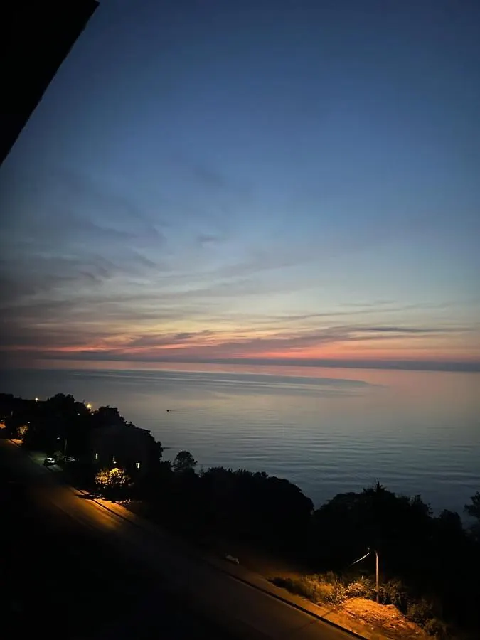 Villa With Pool On The Beach Trabzon 0*,
